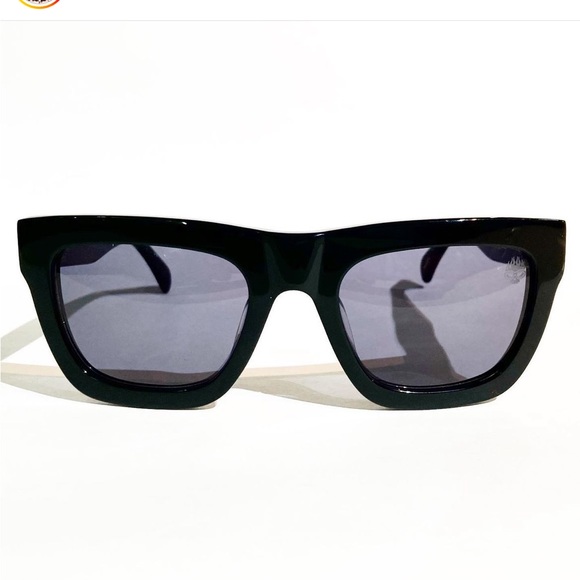 “THE NOODLES FLY” OFFSPRING Limited addition collaboration sunglasses - Picture 15 of 15